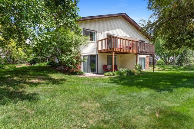 1053 Bridge Street, Shoreview, MN 55126