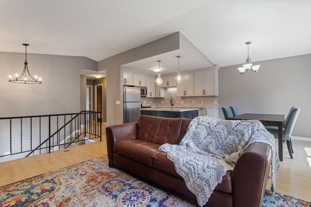 1053 Bridge Street, Shoreview, MN 55126