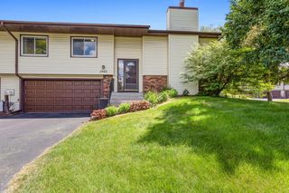 1053 Bridge Street, Shoreview, MN 55126