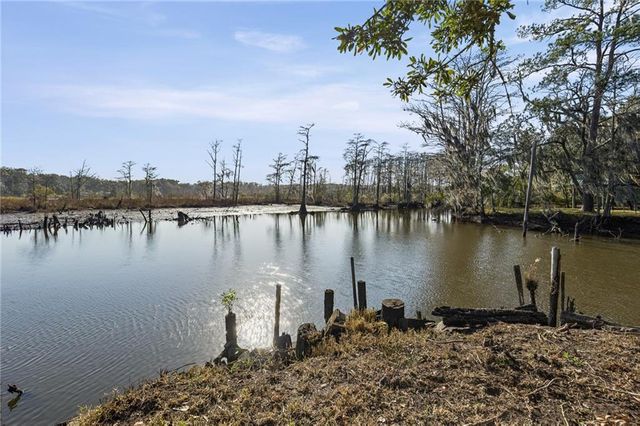 2315 Hillwood S Drive, Mobile, AL 36605