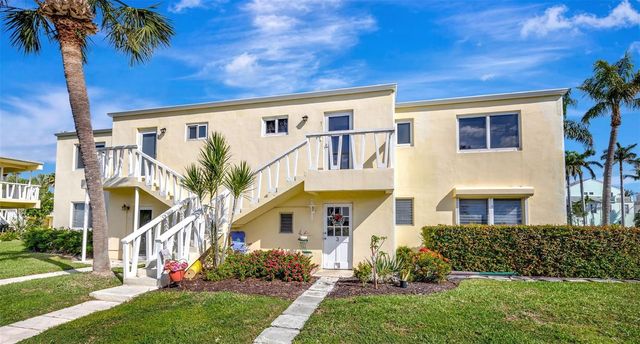 2755 NE 28TH AVENUE A3, Lighthouse Point, FL 33064