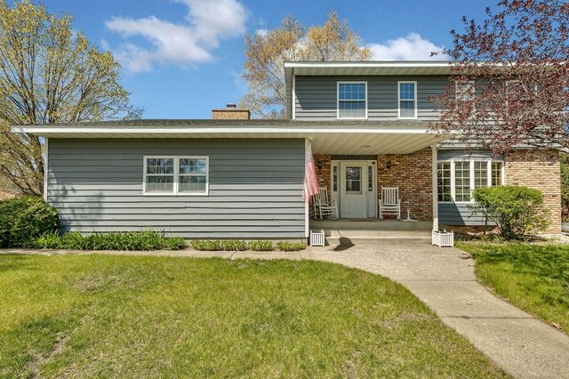 2973 Aurora Lane, Saint Cloud, MN 56303