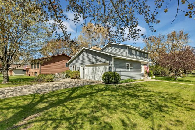 2973 Aurora Lane, Saint Cloud, MN 56303