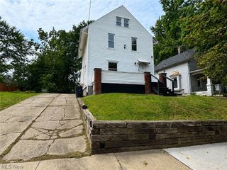 804 Beardsley Street, Akron, OH 44311