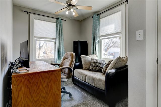 815 E 25th Street, Des Moines, IA 50317