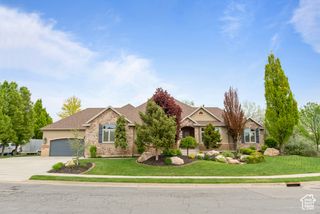 249 S KAYS DR, Kaysville, UT 84037