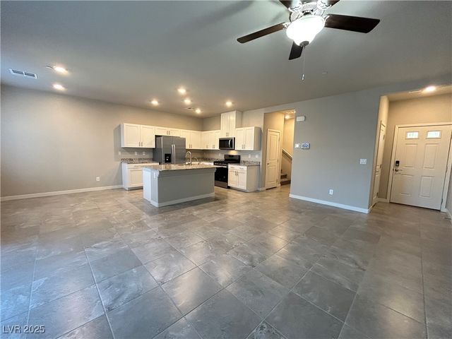 10228 Crimson Meadow Avenue, Las Vegas, NV 89166