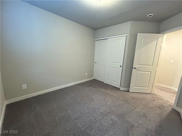 10228 Crimson Meadow Avenue, Las Vegas, NV 89166