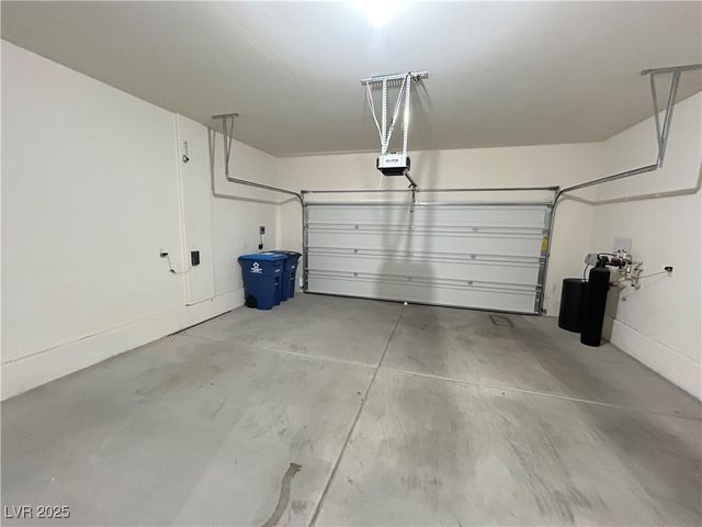 10228 Crimson Meadow Avenue, Las Vegas, NV 89166