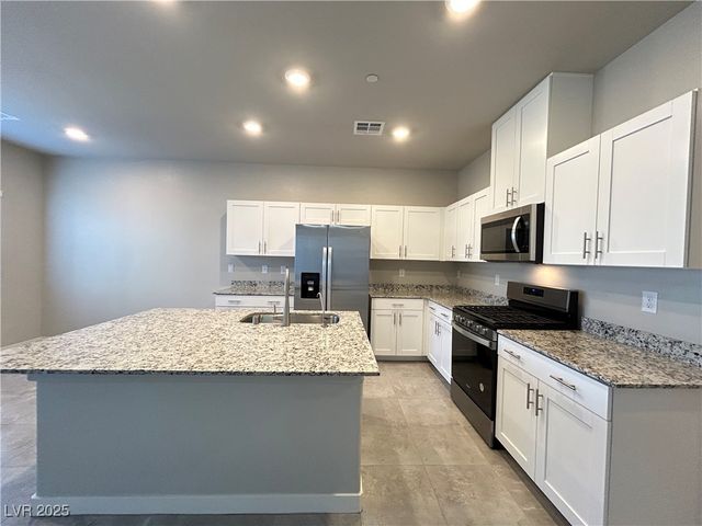 10228 Crimson Meadow Avenue, Las Vegas, NV 89166