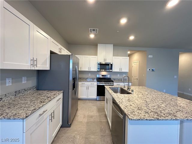 10228 Crimson Meadow Avenue, Las Vegas, NV 89166