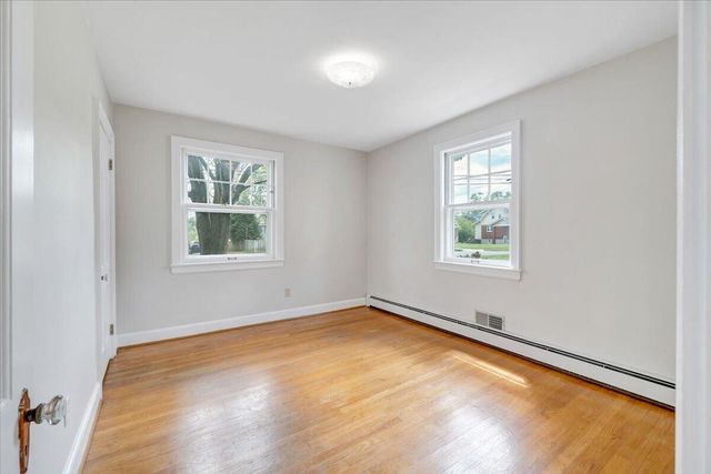 2469 Tillett RD, Roanoke, VA 24015