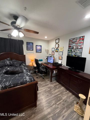 1282 Beach Boulevard, 105, Biloxi, MS 39530