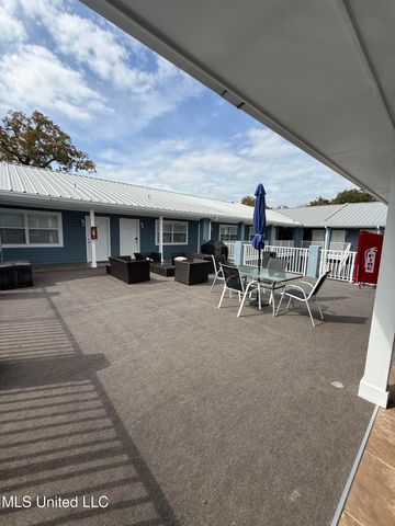 1282 Beach Boulevard, 105, Biloxi, MS 39530