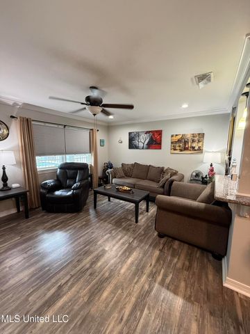 1282 Beach Boulevard, 105, Biloxi, MS 39530