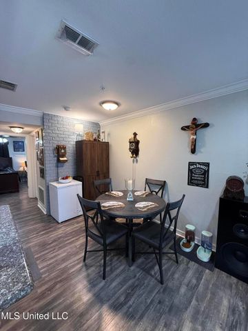 1282 Beach Boulevard, 105, Biloxi, MS 39530