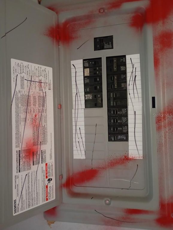 Image 16 of property listing at 2924 E 148TH AVENUE, Lutz, FL 33559