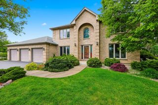 406 Woodview Drive, Prospect Heights, IL 60070
