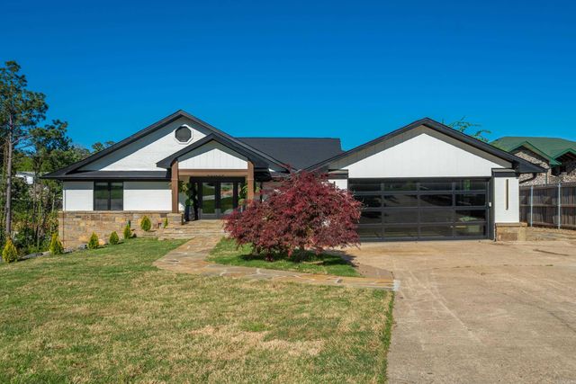 131 S Lakeland Point, Hot Springs, AR 71913