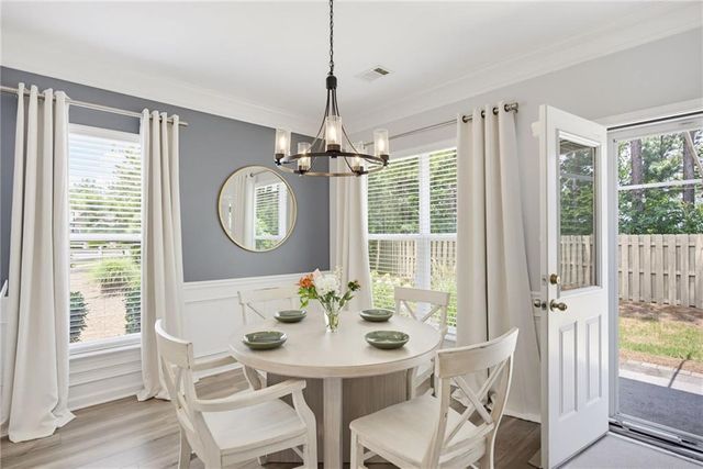 403 Mountain View Lane, Woodstock, GA 30188