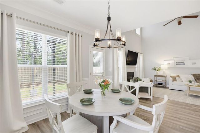 403 Mountain View Lane, Woodstock, GA 30188