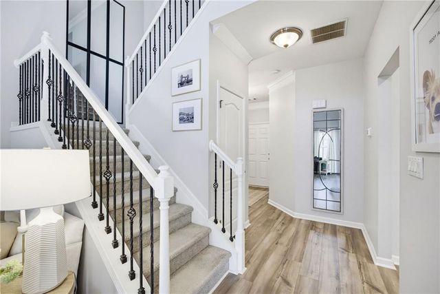 403 Mountain View Lane, Woodstock, GA 30188