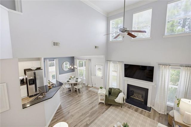 403 Mountain View Lane, Woodstock, GA 30188