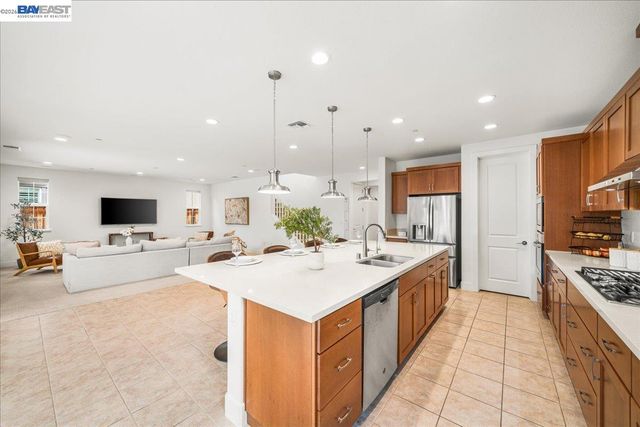 405 Wayland Loop, Livermore, CA 94550