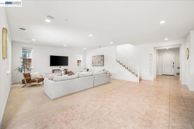 405 Wayland Loop, Livermore, CA 94550