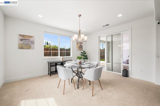 405 Wayland Loop, Livermore, CA 94550