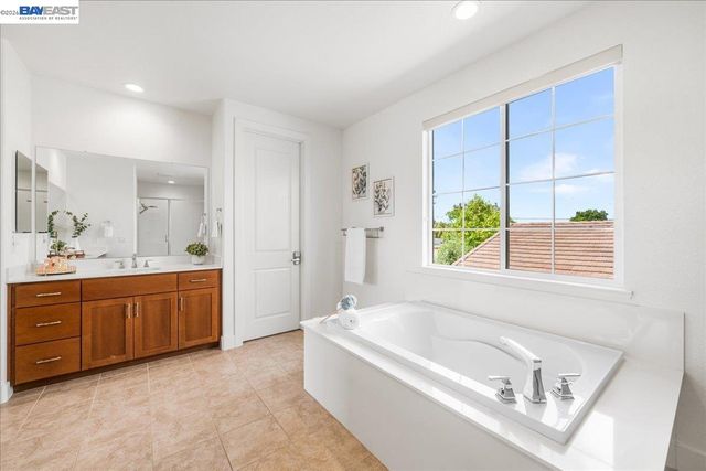 405 Wayland Loop, Livermore, CA 94550