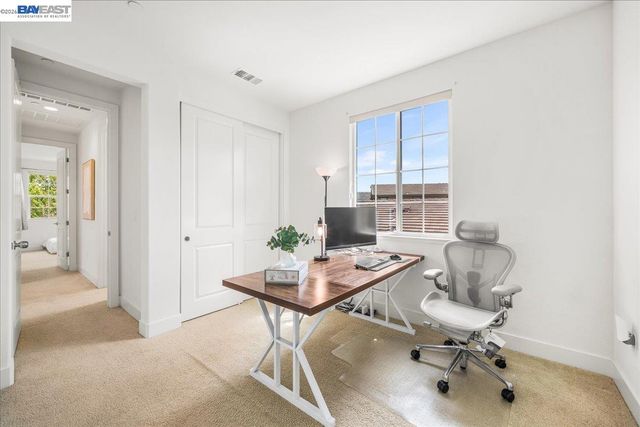 405 Wayland Loop, Livermore, CA 94550