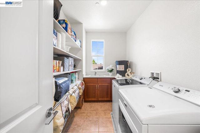 405 Wayland Loop, Livermore, CA 94550