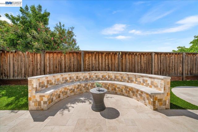 405 Wayland Loop, Livermore, CA 94550