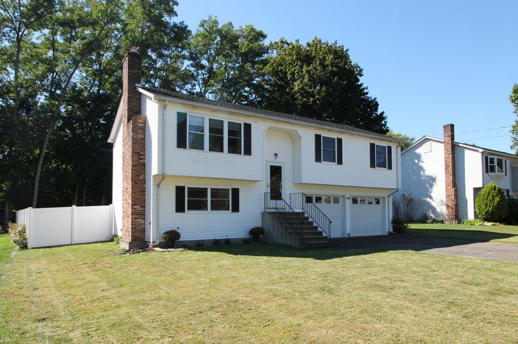 37 Webb Street, Windsor Locks, CT 06096
