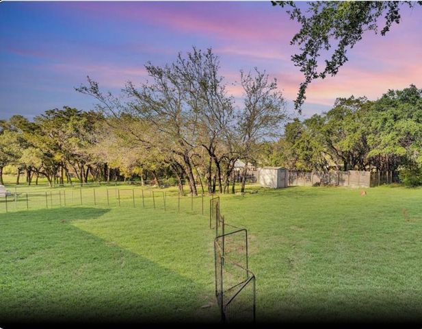 405 Alva DR, Spicewood, TX 78669
