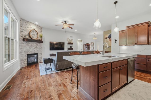 4514 WEYBRIDGE DR, Columbia, MO 65203