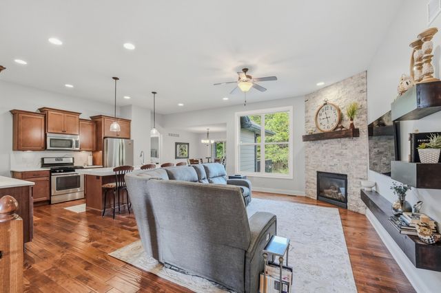 4514 WEYBRIDGE DR, Columbia, MO 65203