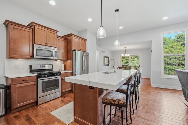 4514 WEYBRIDGE DR, Columbia, MO 65203