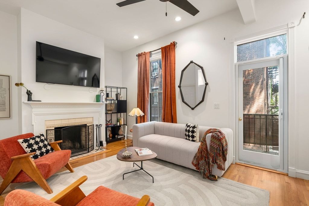 85 Dartmouth St 2, Boston, MA 02116