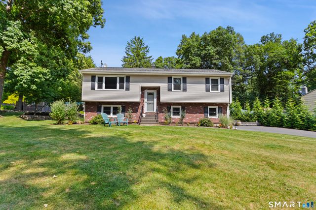 41 Wilkes Road, Danbury, CT 06811