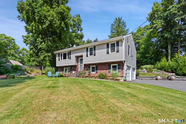 41 Wilkes Road, Danbury, CT 06811