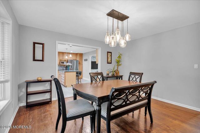 25 Nedshire Drive, Middletown, NJ 07748