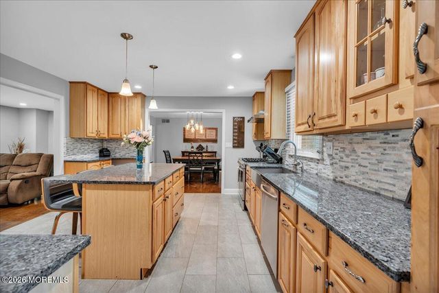 25 Nedshire Drive, Middletown, NJ 07748