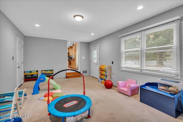 25 Nedshire Drive, Middletown, NJ 07748