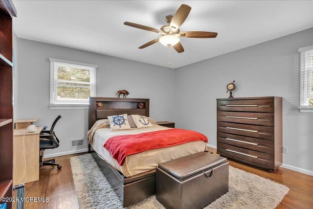 25 Nedshire Drive, Middletown, NJ 07748