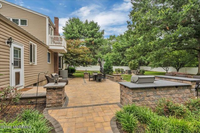 25 Nedshire Drive, Middletown, NJ 07748