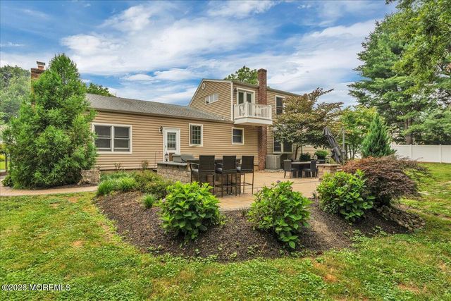 25 Nedshire Drive, Middletown, NJ 07748