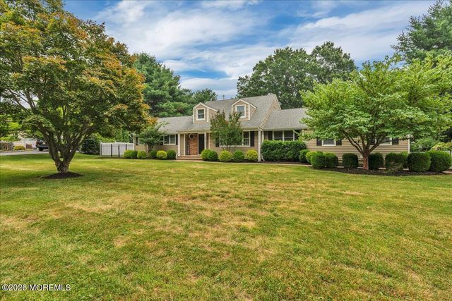 25 Nedshire Drive, Middletown, NJ 07748