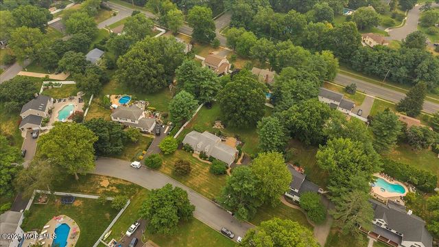 25 Nedshire Drive, Middletown, NJ 07748
